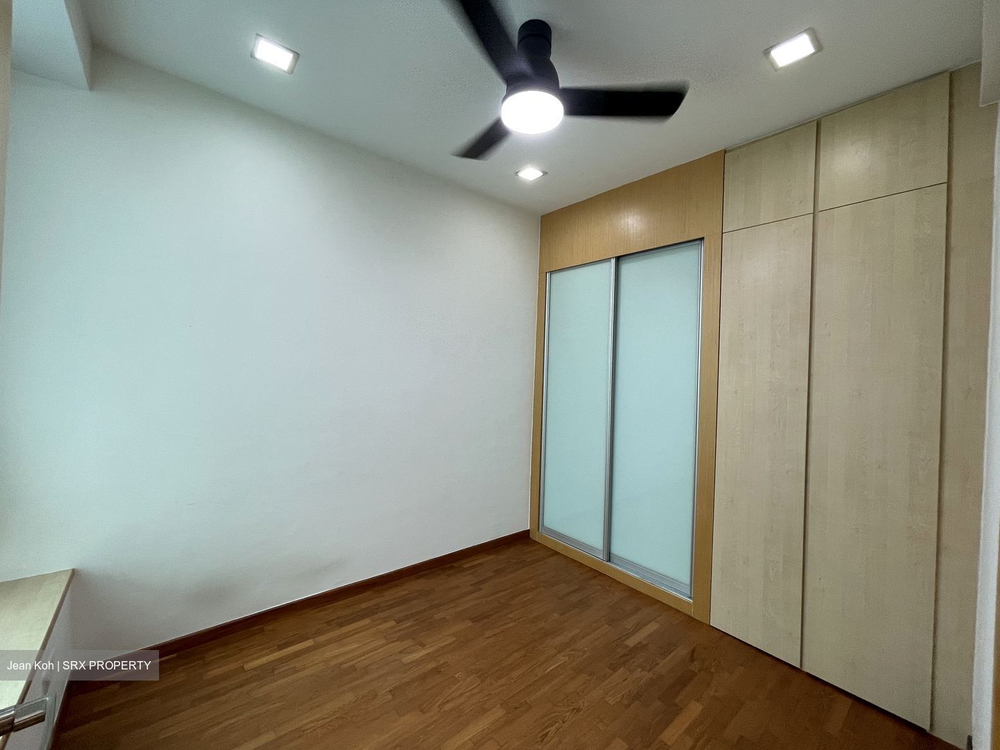 East Signature (D15), Apartment #541492731